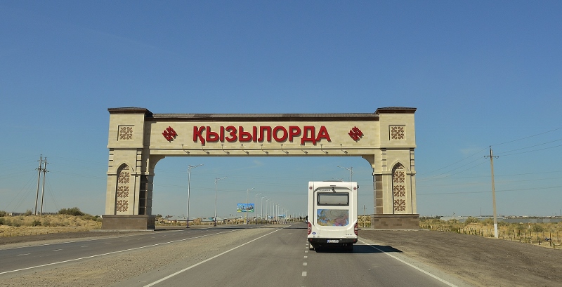 Einfahrt in Kysilorda