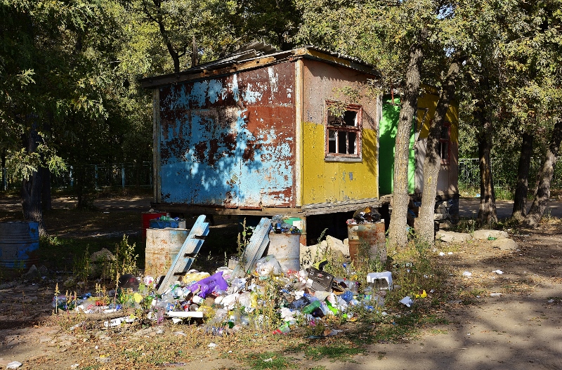 Die R&uuml;ckseite dieses idyllischen Pl&auml;tzchens