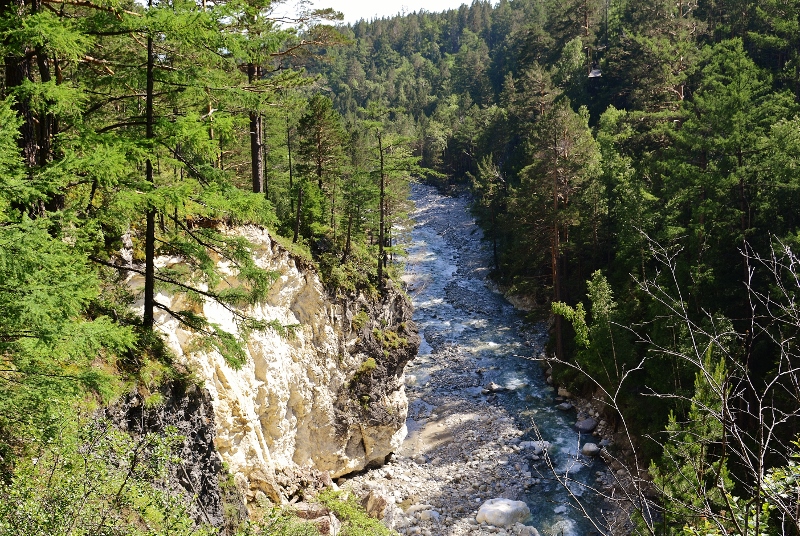 Auf dem Weg zum Wasserfall
