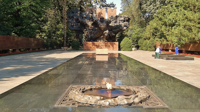 Denkmal f&uuml;r die 28 Panfilov Gardesoldaten